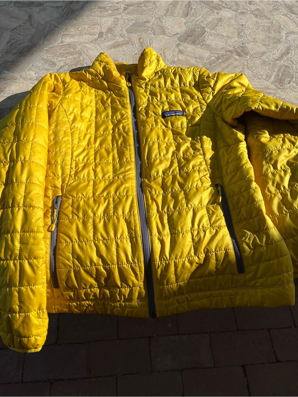 Patagonia Yellow (gold?) Nano Puff Jacket - Picture 5 of 7